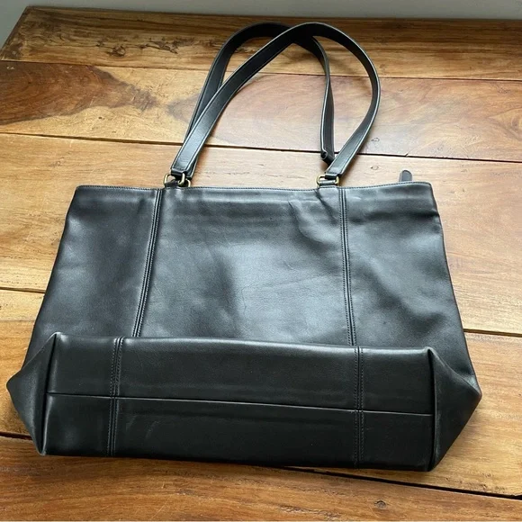 Vintage Coach Black Leather 4065 Light Tote Bag *Project* - Picture 7 of 13